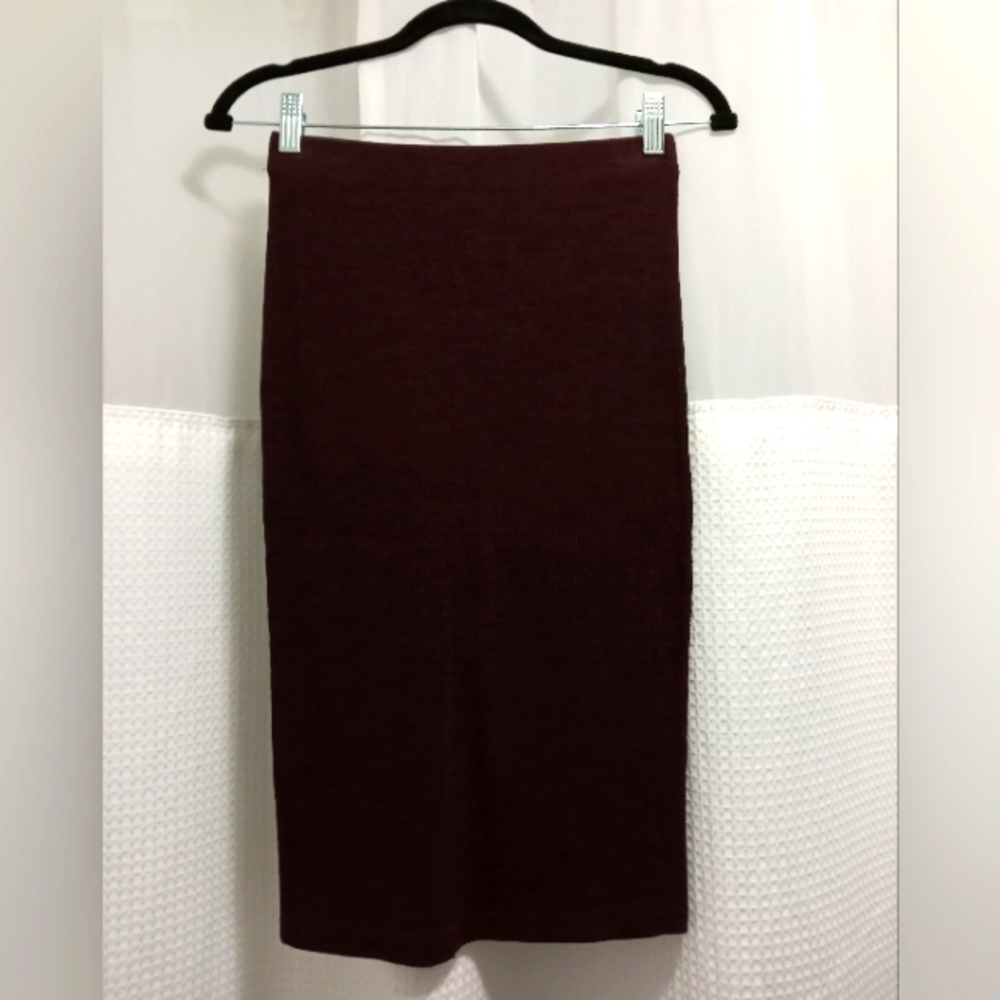 Forever 21 marled midi skirt. Size small. EUC.